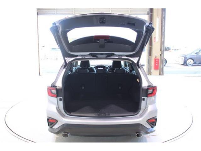 レヴォーグ（新潟県新潟市東区）