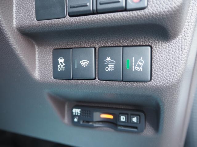 ☆衝突軽減ブレーキや誤発進抑制機能が付いているホンダセンシングも搭載！