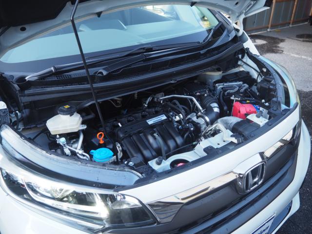 当社では入庫時にアイドリングチェック、試乗、装備品の確認を行っております♪