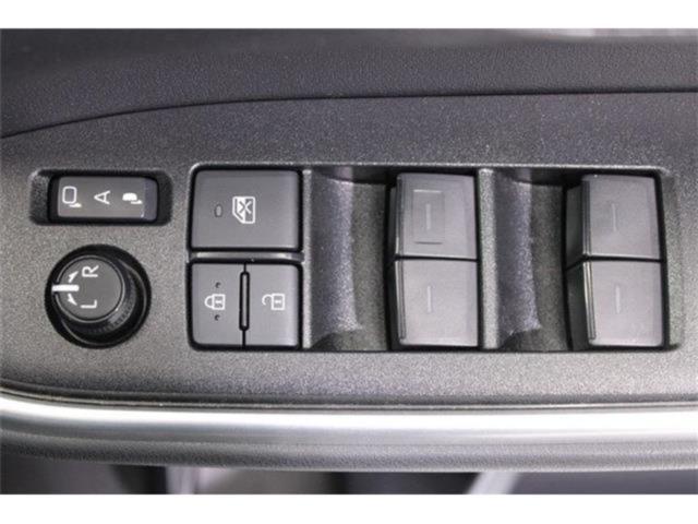 ヴォクシー（新潟県新潟市東区）画像56