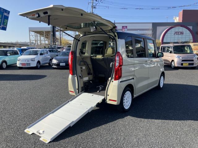 N＿BOXカスタム（新潟県新潟市西区）