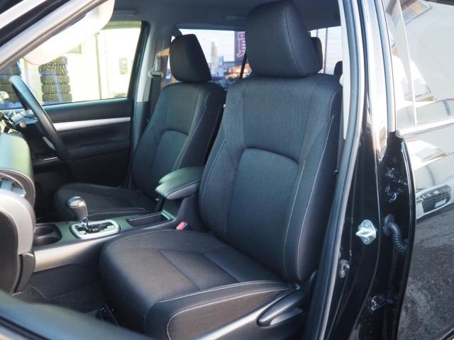 シートにダメージや劣化は少なく、良好なコンディションが保たれております♪