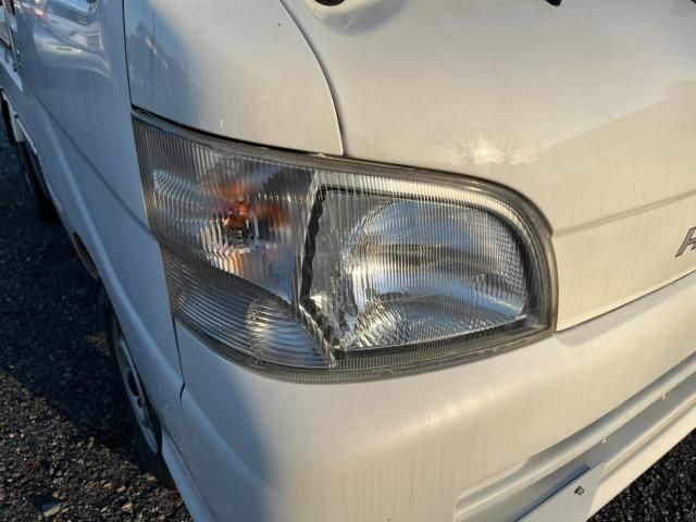 シエルはスタッフのほとんどが国家資格整備士です。プロの整備士目線で故障の確率の低い車両を仕入れ、安心して乗れるようしっかりメンテナスしてから納車しております!