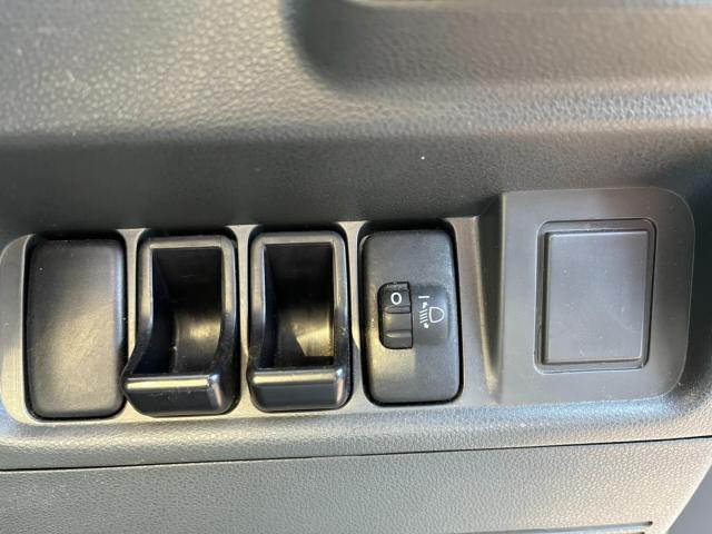 シエルはスタッフのほとんどが国家資格整備士です。プロの整備士目線で故障の確率の低い車両を仕入れ、安心して乗れるようしっかりメンテナスしてから納車しております!