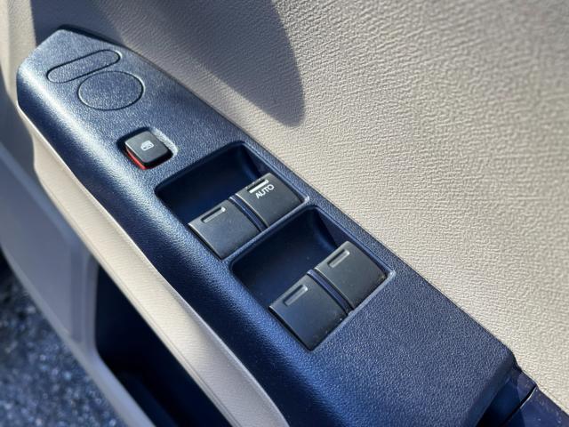 板金塗装も格安で承ります。外装が気になる方は別途見積りいたします。詳しくは来店時ご確認ください☆カスタム・追加メンテ・タイヤ組換・自動車保険などもお気軽にご相談ください。