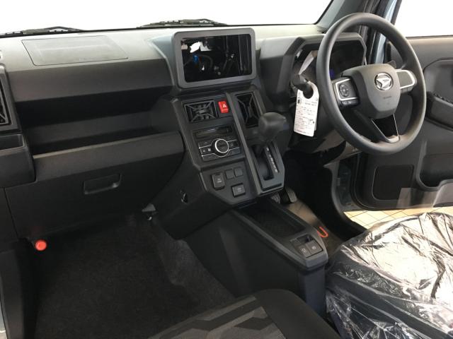 ☆　★　☆　★　　　買　い　取　り　車　ダ　イ　レ　ク　ト　販　売　　　☆　★　☆　★独自買い取りルートによる仕入れ車を販売！ＪＡＡＩ自動車査定士により厳しく車両をチェック！安心してお乗り頂けます