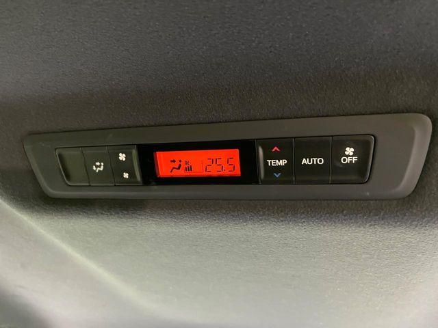 ヴォクシー（新潟県新潟市東区）