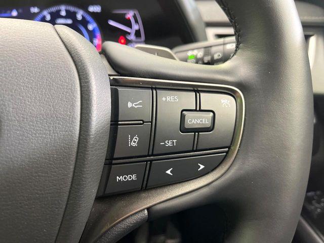 レクサスUX（新潟県新潟市東区）