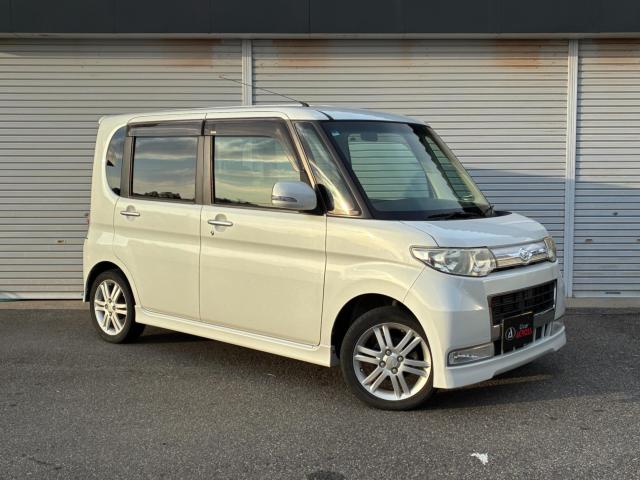 当店は認証取得整備工場です。安心していただける納車前の点検・車検整備をお約束します!納車後のオイル交換・点検・車検・故障修理などアフターメンテナンスもしっかりと対応致しますのでお気軽にご用命ください。