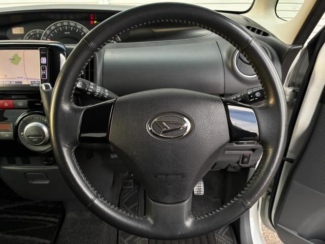 ハンドル擦れ等少なく綺麗な状態を保っております。