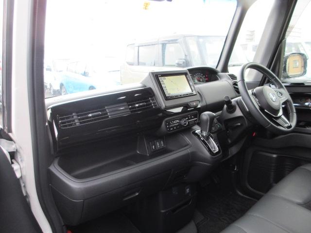 N＿BOXカスタム（新潟県柏崎市）画像2