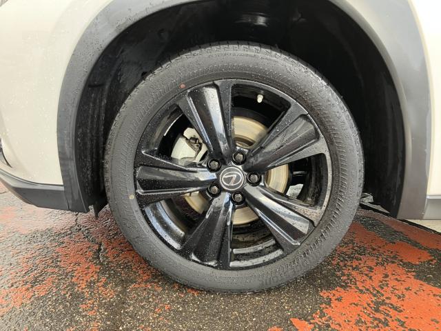 レクサスUX(新潟県長岡市)