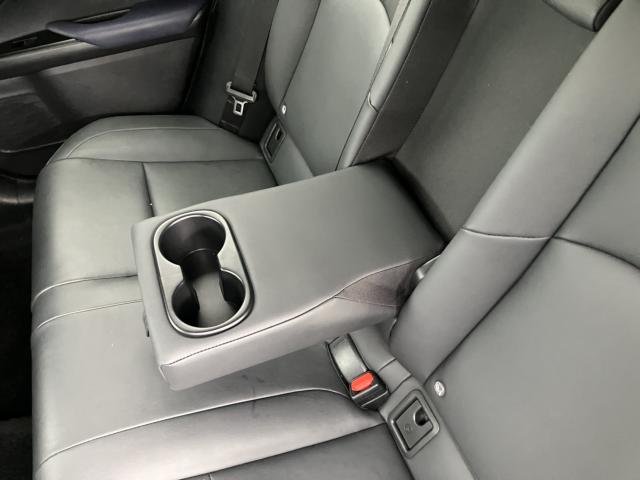 レクサスUX(新潟県長岡市)