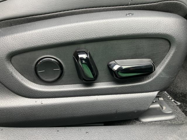 レクサスUX(新潟県長岡市)