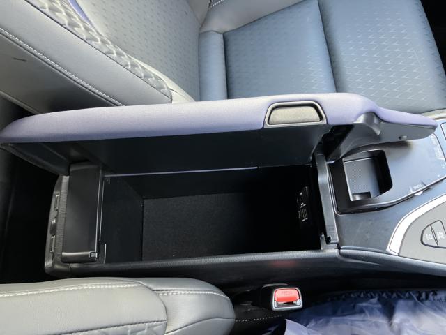 レクサスUX(新潟県長岡市)