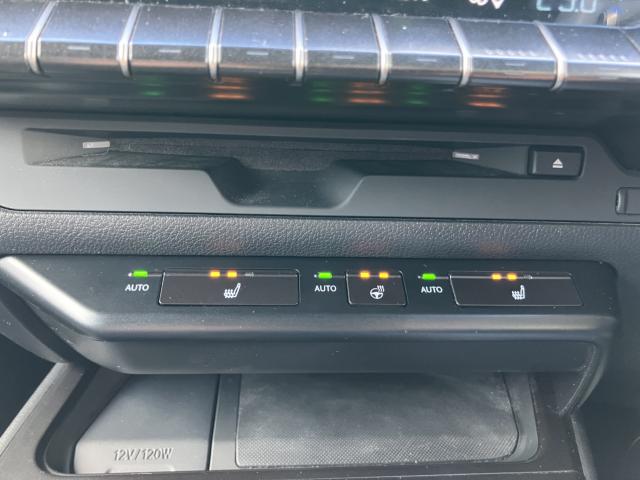 レクサスUX(新潟県長岡市)