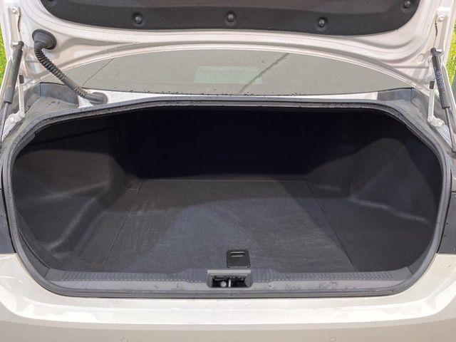 クラウンハイブリッド(新潟県新潟市南区)