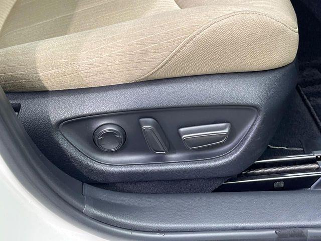 クラウンハイブリッド(新潟県新潟市南区)