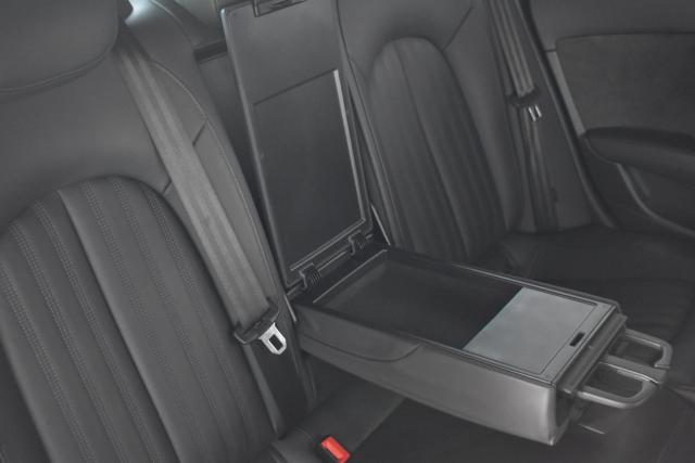 アウディ A7スポーツバック(新潟県新潟市西区)