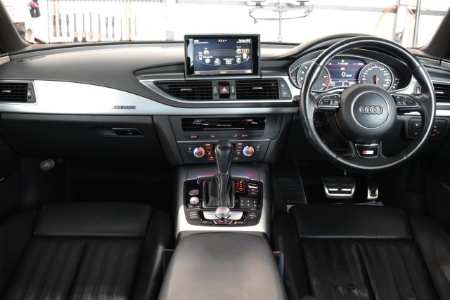 アウディ A7スポーツバック(新潟県新潟市西区)