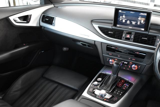 アウディ A7スポーツバック(新潟県新潟市西区)