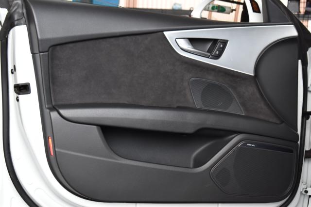 アウディ A7スポーツバック(新潟県新潟市西区)