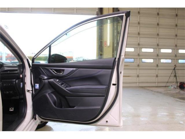 レヴォーグ(新潟県新潟市東区)