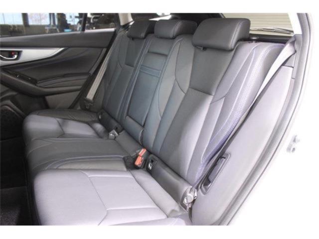 レヴォーグ(新潟県新潟市東区)