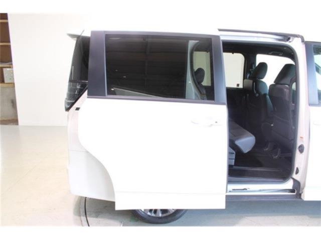 ヴォクシー(新潟県新潟市東区)