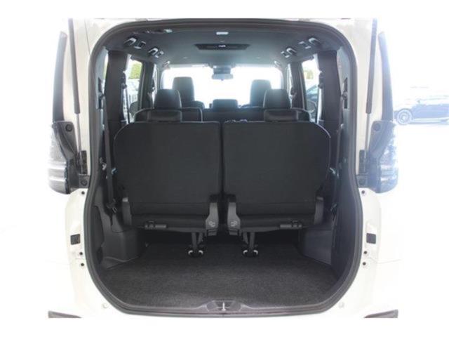 ヴォクシー(新潟県新潟市東区)