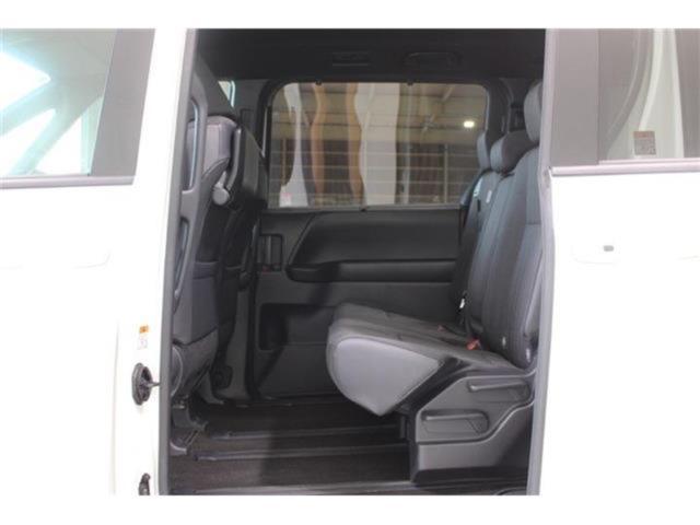 ヴォクシー(新潟県新潟市東区)