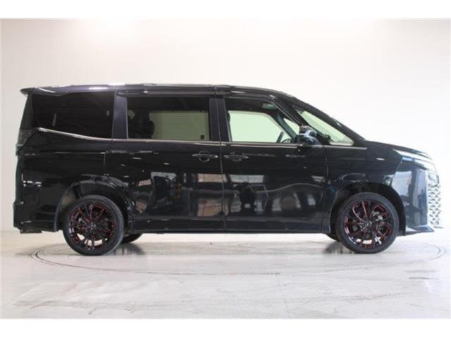 ヴォクシー(新潟県新潟市東区)