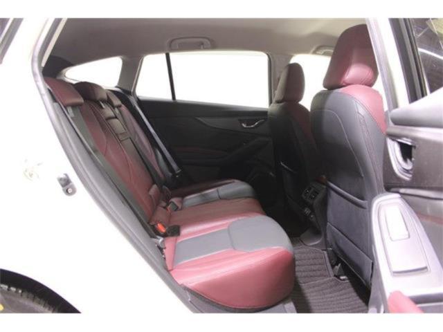 レヴォーグ(新潟県新潟市東区)