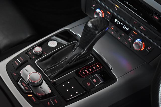 アウディ A7スポーツバック(新潟県新潟市西区)