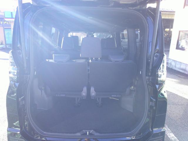 ヴォクシーハイブリッド(新潟県五泉市)