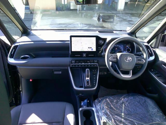 ヴォクシーハイブリッド(新潟県五泉市)