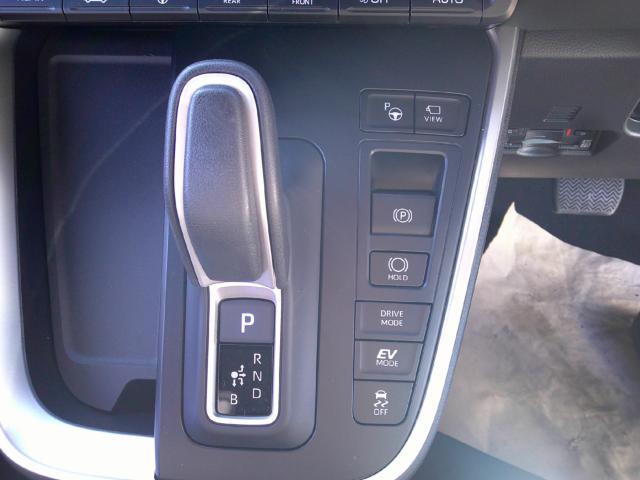 ヴォクシーハイブリッド(新潟県五泉市)