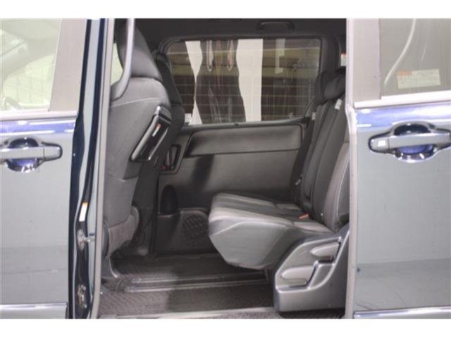 ヴォクシー(新潟県新潟市東区)