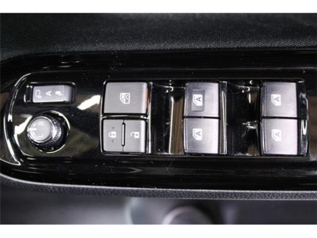 ヴォクシー(新潟県新潟市東区)