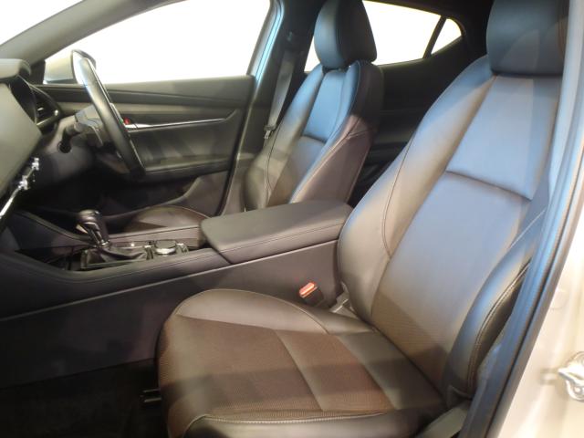 MAZDA3ファストバック(新潟県新発田市)