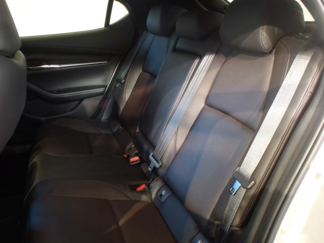 MAZDA3ファストバック(新潟県新発田市)