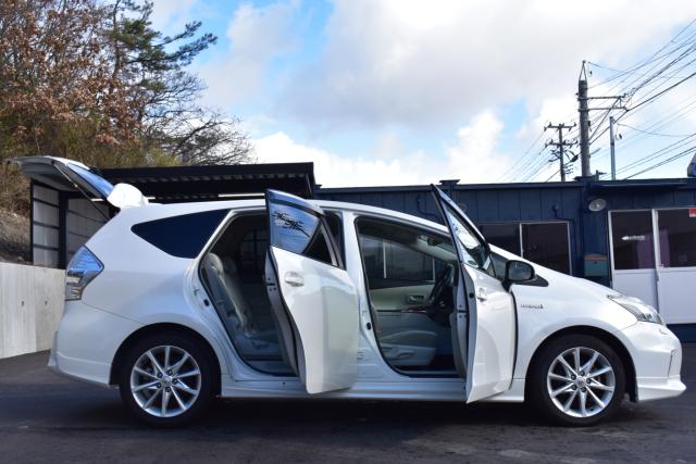 プリウスα(新潟県新潟市西区)
