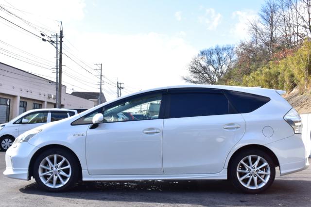 プリウスα(新潟県新潟市西区)
