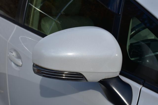 プリウスα(新潟県新潟市西区)