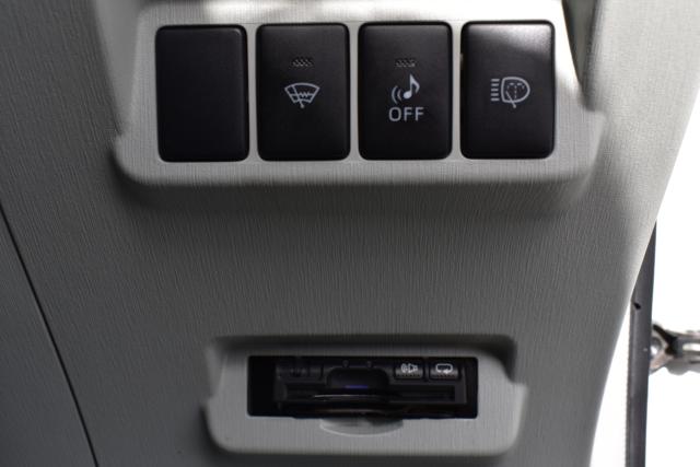 プリウスα(新潟県新潟市西区)