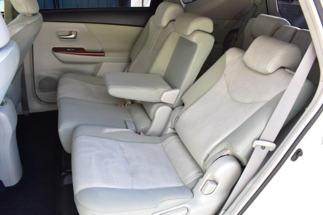 プリウスα(新潟県新潟市西区)