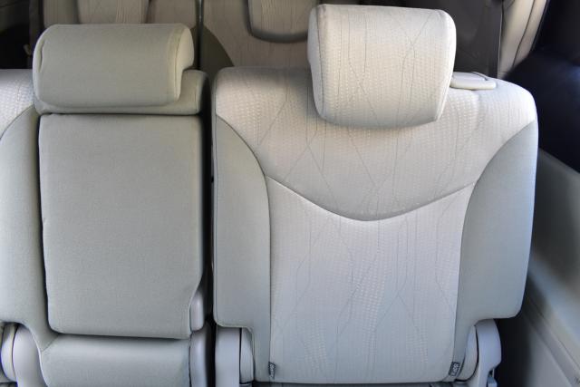 プリウスα(新潟県新潟市西区)