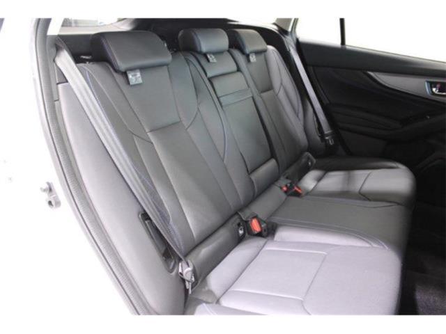 レヴォーグ(新潟県新潟市東区)