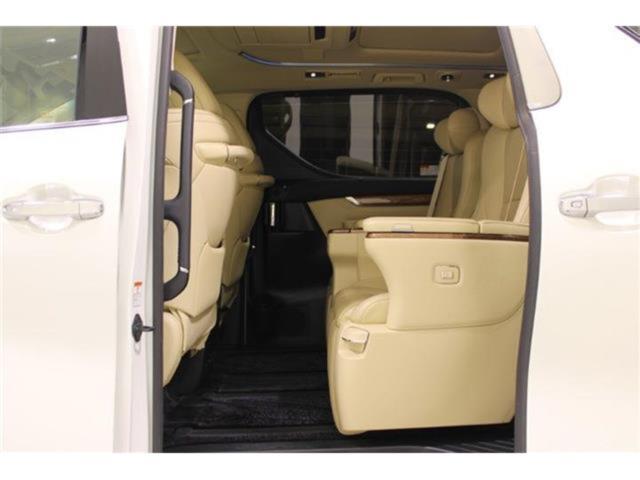 アルファード(新潟県新潟市東区)