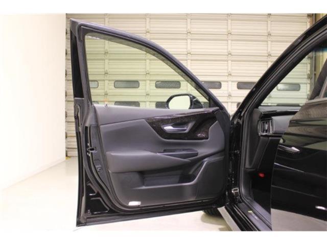 クラウンハイブリッド(新潟県新潟市東区)